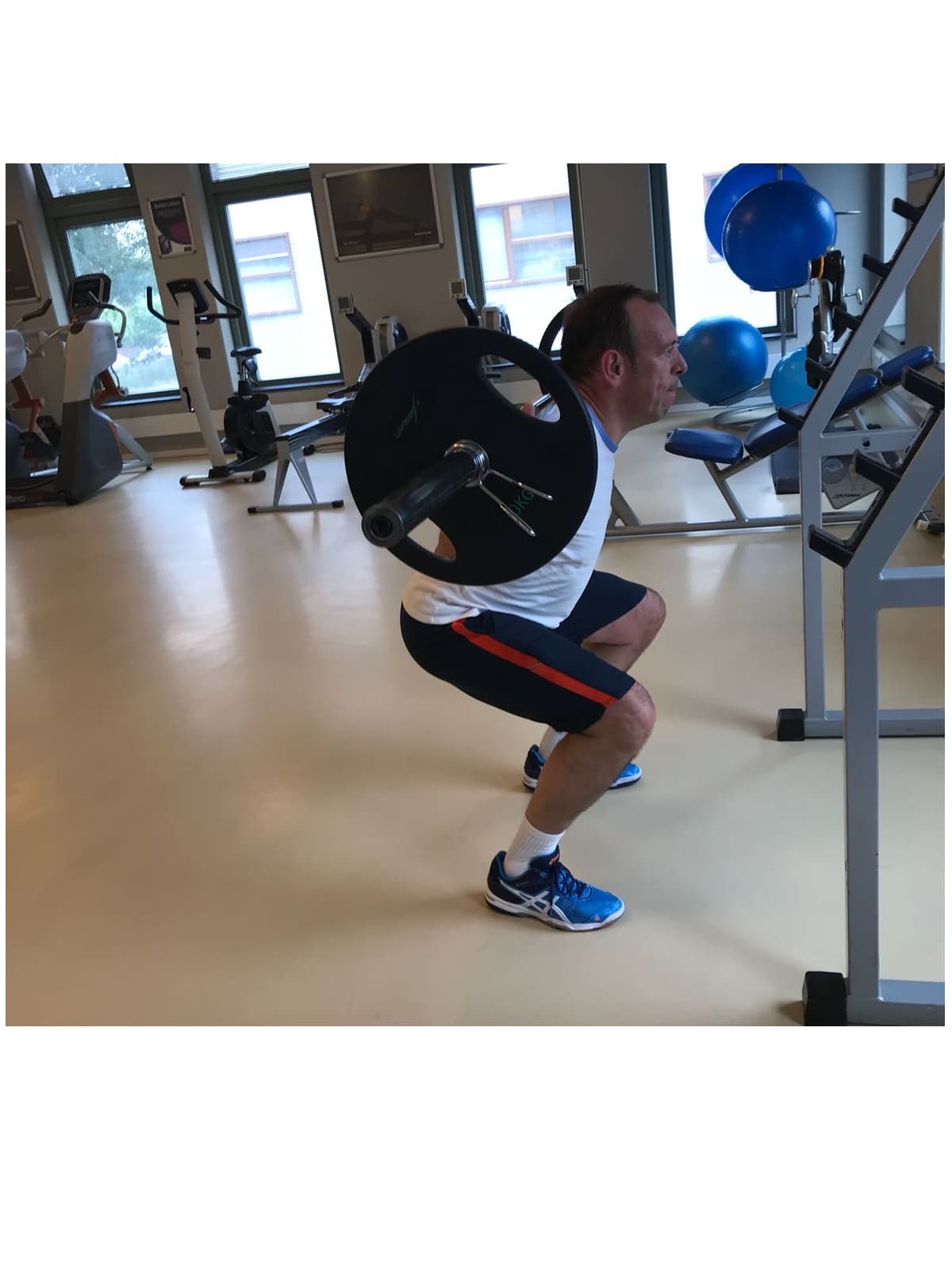 review healthtime tevreden sporter klant man squat